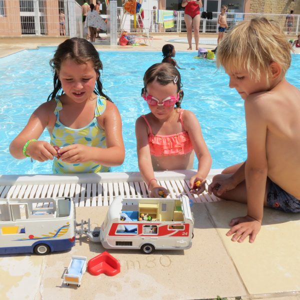 anim-speed-s piscine enfant