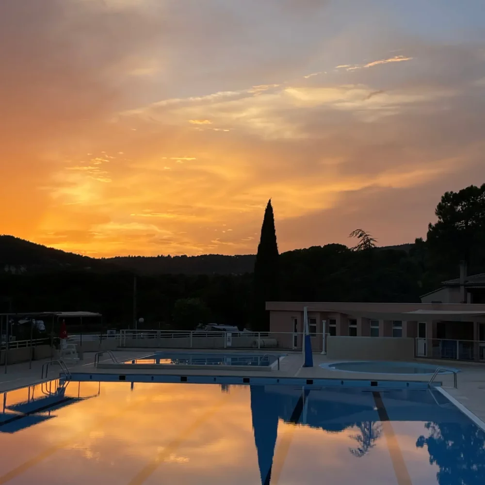 anim-speed-s piscine coucher de soleil